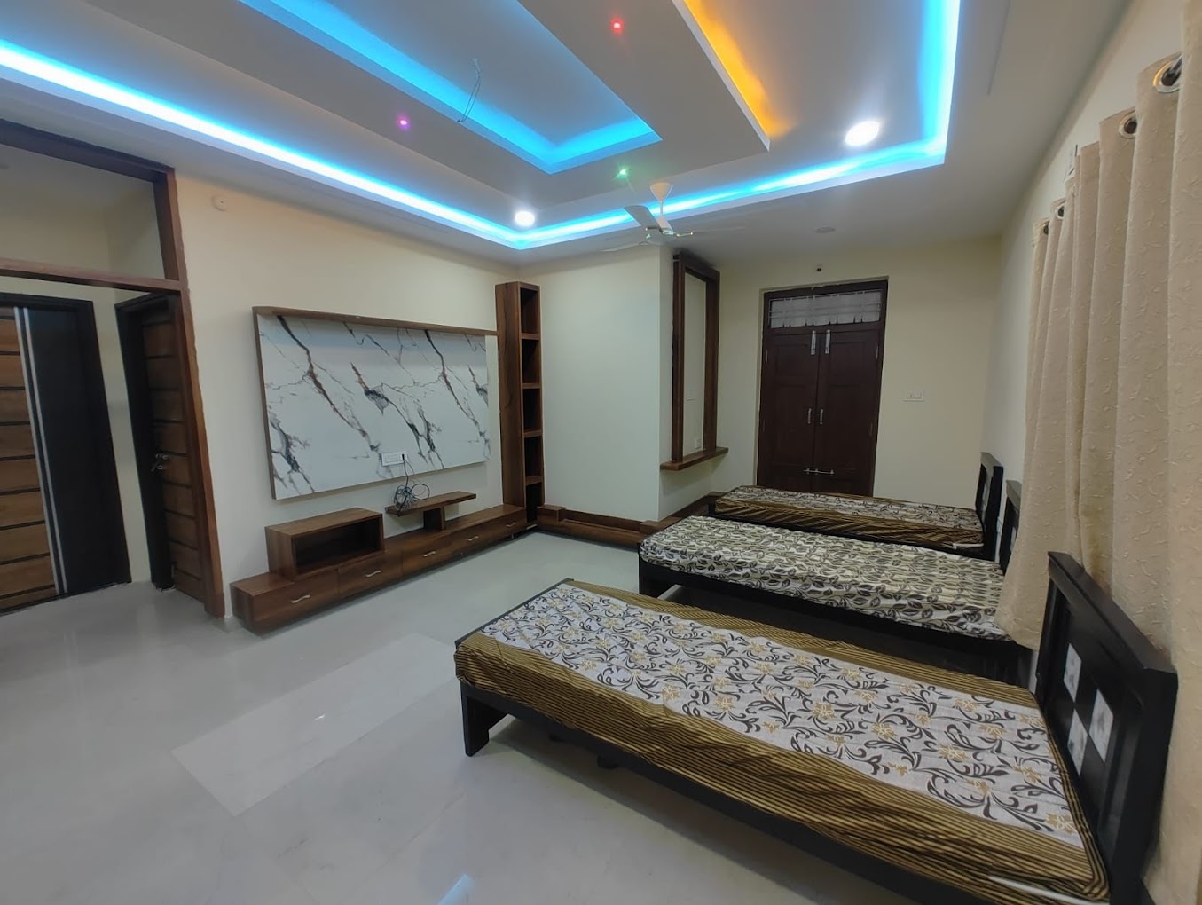 Sugathi HomeTel PG For Women — photo 4