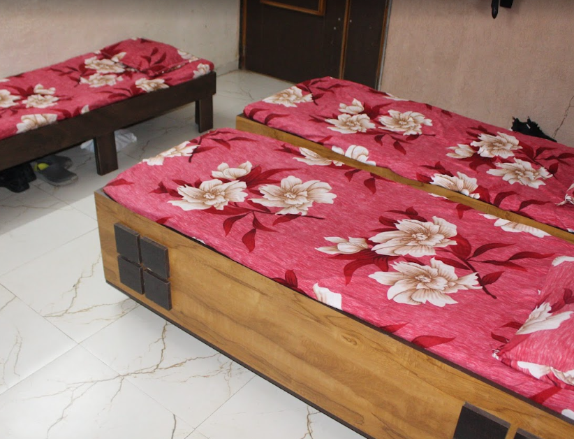 OMKAR BOYS PG — photo 6