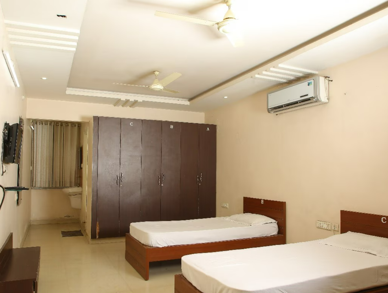 Sree Lakshmi Heavens Men's Hostel — photo 3