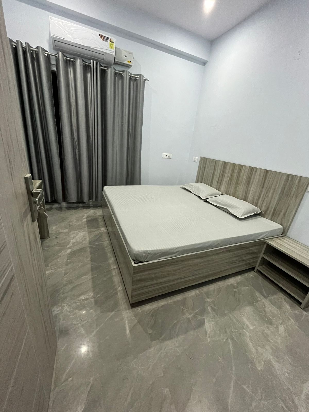 Home's PG — photo 1