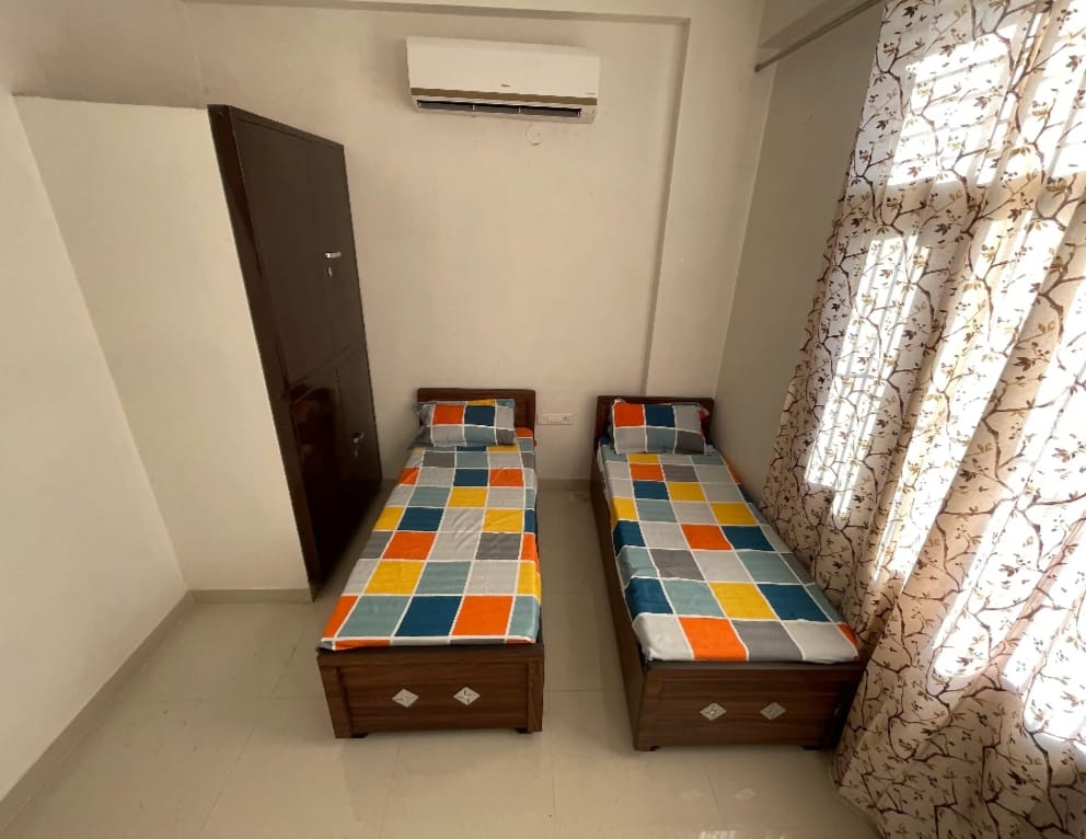 OXFORD STAY HOSTEL — photo 1