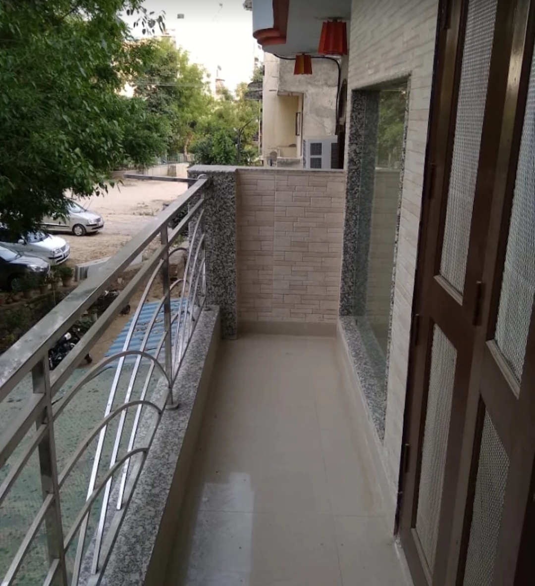 BMR PAYING GUEST — photo 6