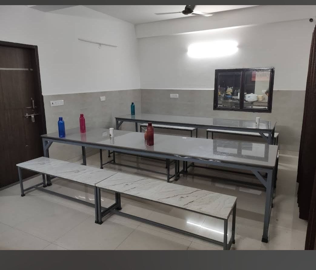 Apana Ghar Girls PG — photo 1