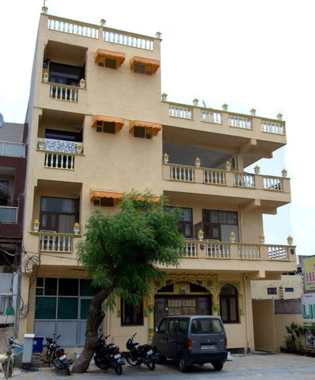 Mishra Girls Pg — photo 5