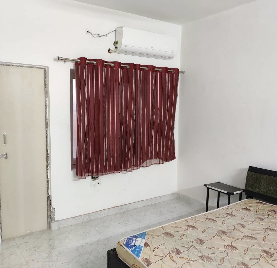 AAKARSH GIRLS PG — photo 5