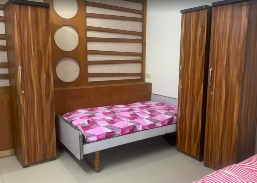 HOUSE OF VIBES GIRLS PG NAVRANGPURA — photo 5