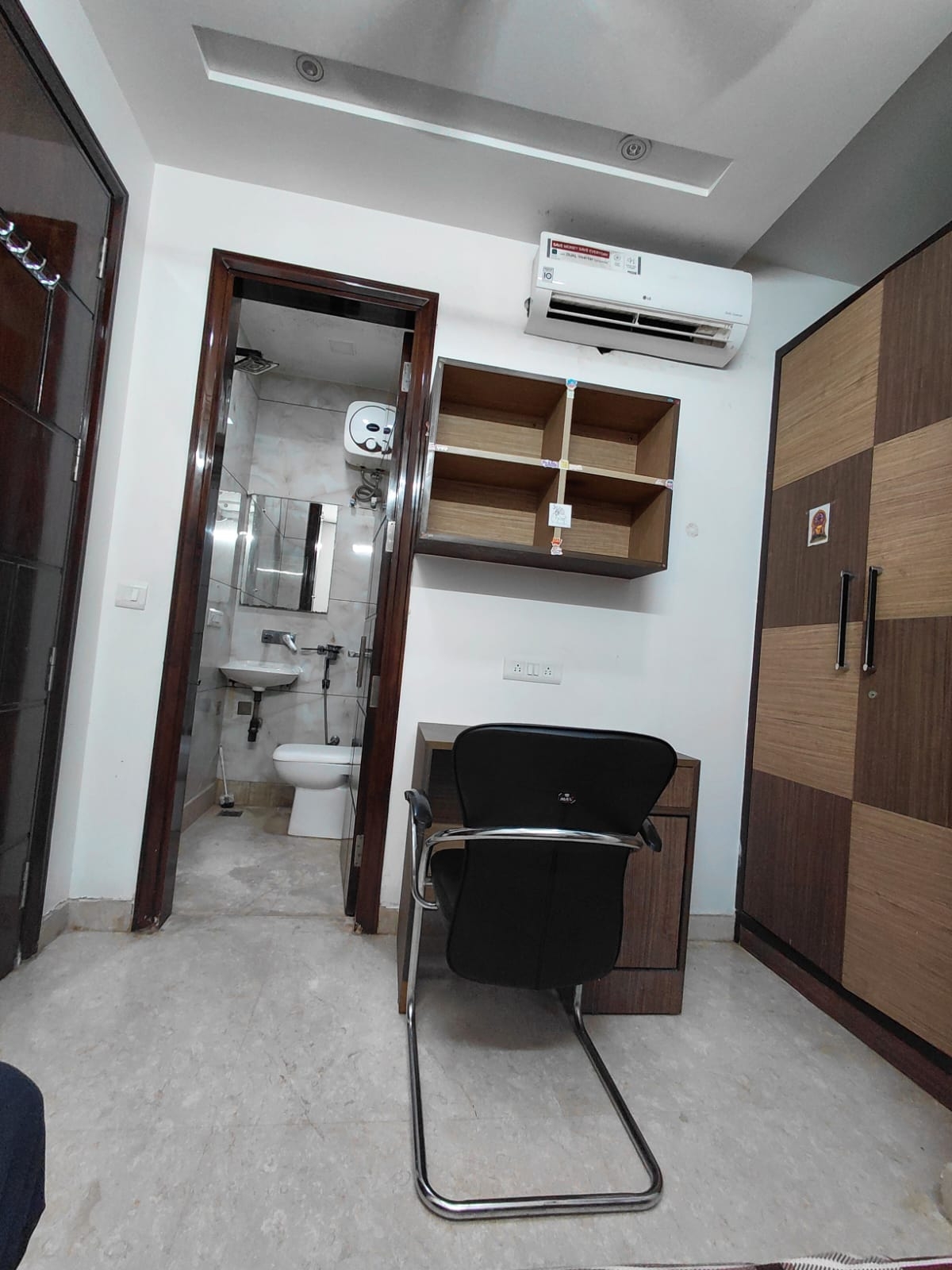 RK HOMES girls PG — photo 6