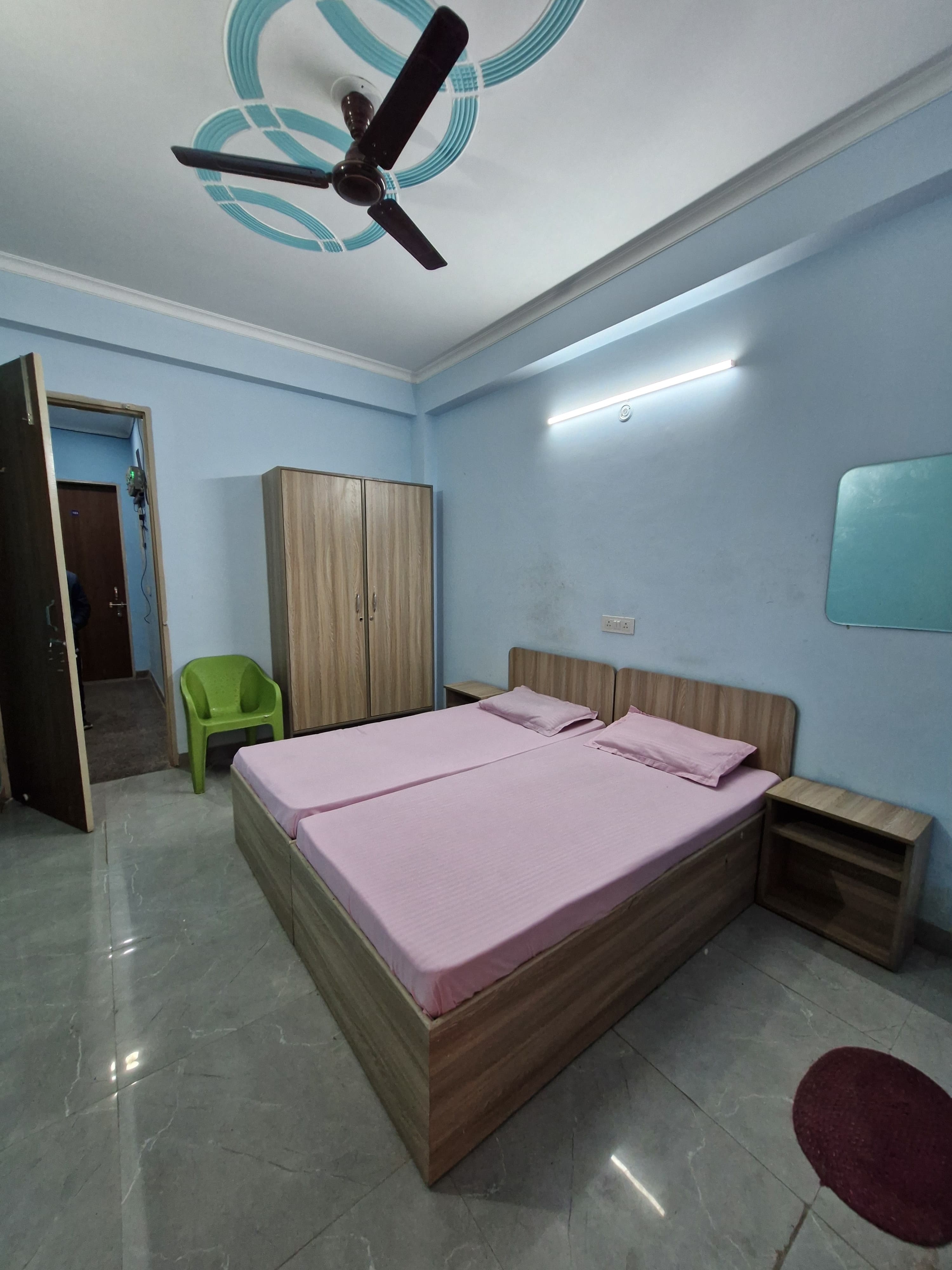MANSHI PG& RESIDENCY — photo 3