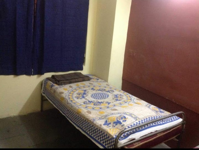 Care Paying Guest Home And Hostel — photo 5