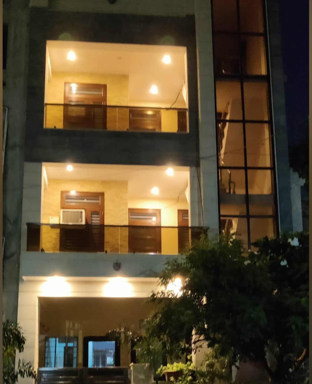 Vidushi Girls Pg — photo 6