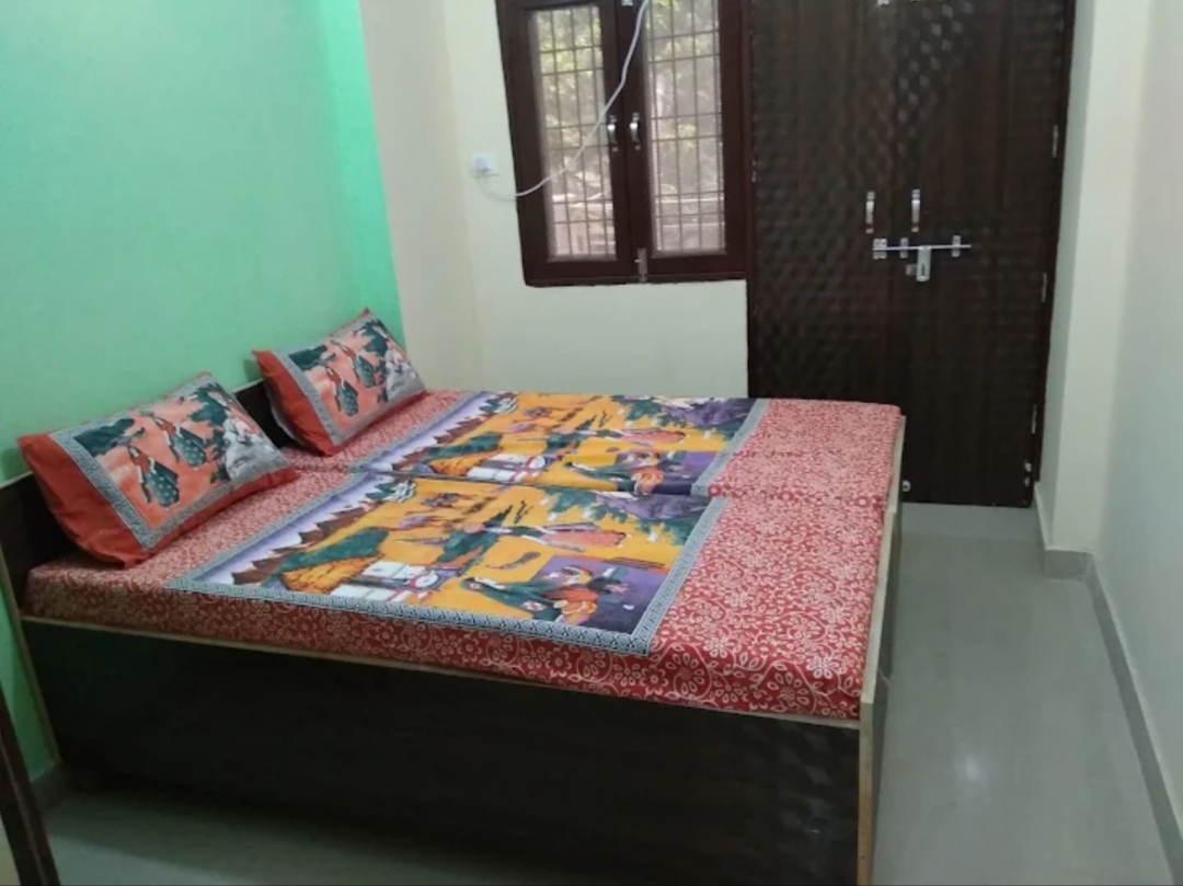 BMR PAYING GUEST — photo 2