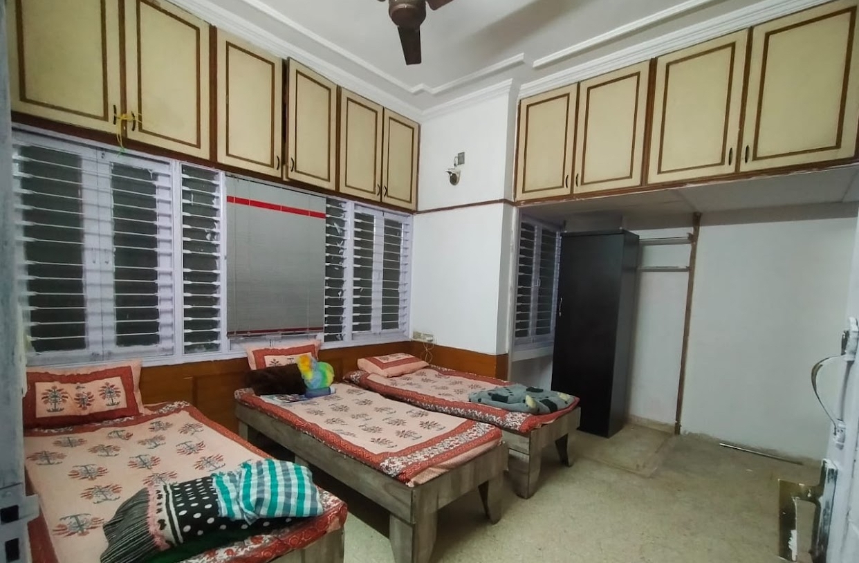 GIRIRAJ GIRLS PG — photo 5