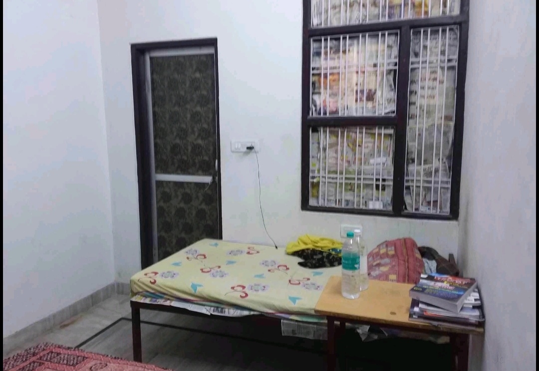Jai Bajrang wali Boys And Girls Pg — photo 2