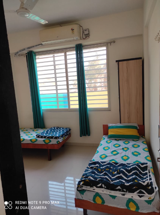 CRYSTAL PG & HOSTEL — photo 3