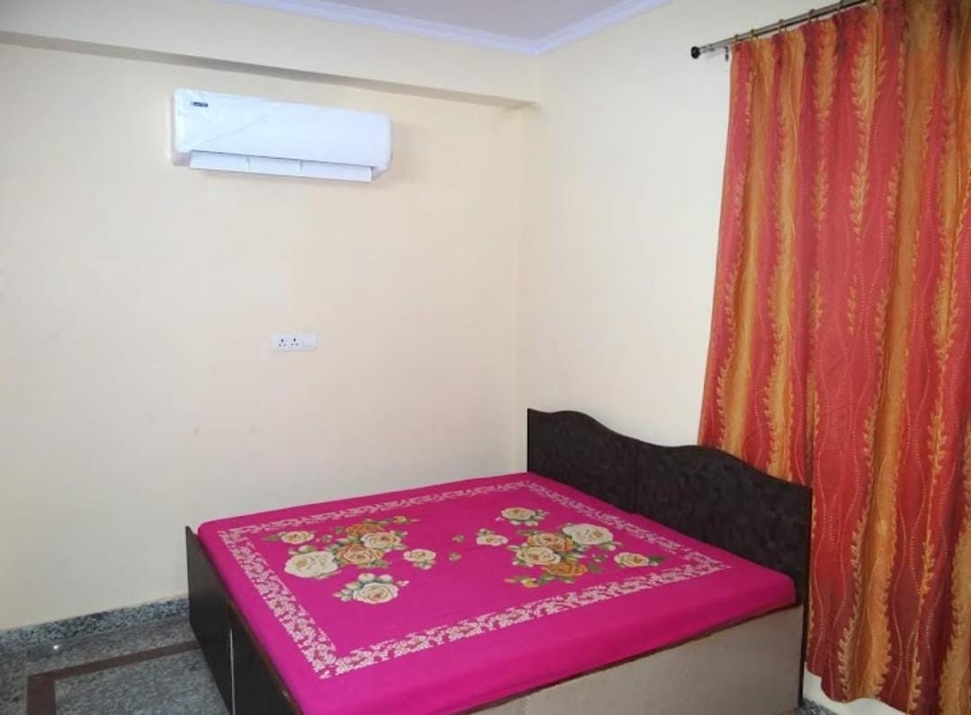 Paarijaat Girls Hostel Paying Guest/Hostels — photo 4