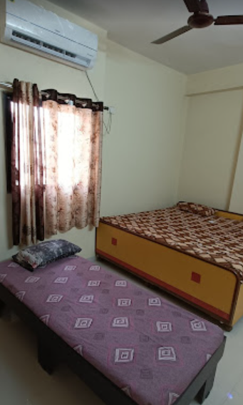 PIHU GIRLS PG — photo 1