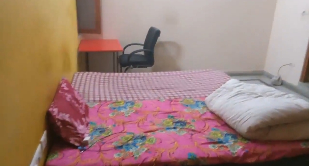 Shree Krishna Boys (hostel) — photo 4