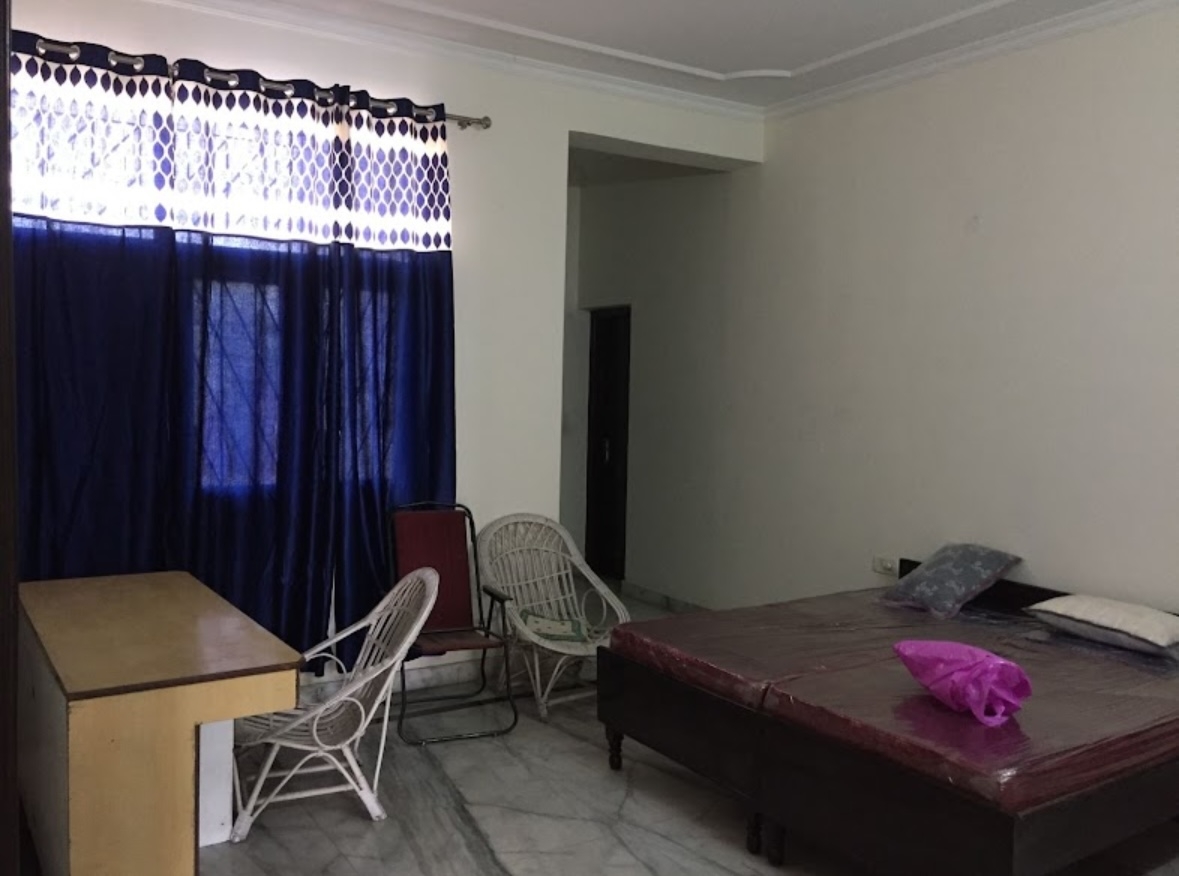 Home Kala Boys And Girls Pg — photo 1
