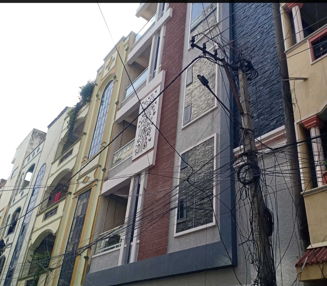 Radha Krishna Women's Luxury PG Accommodation — photo 3