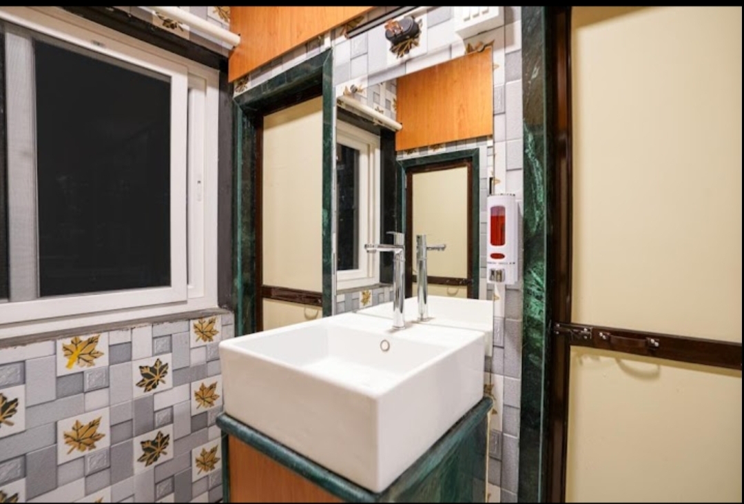 Jeh's Nest Luxury A/C Dormitory — photo 2