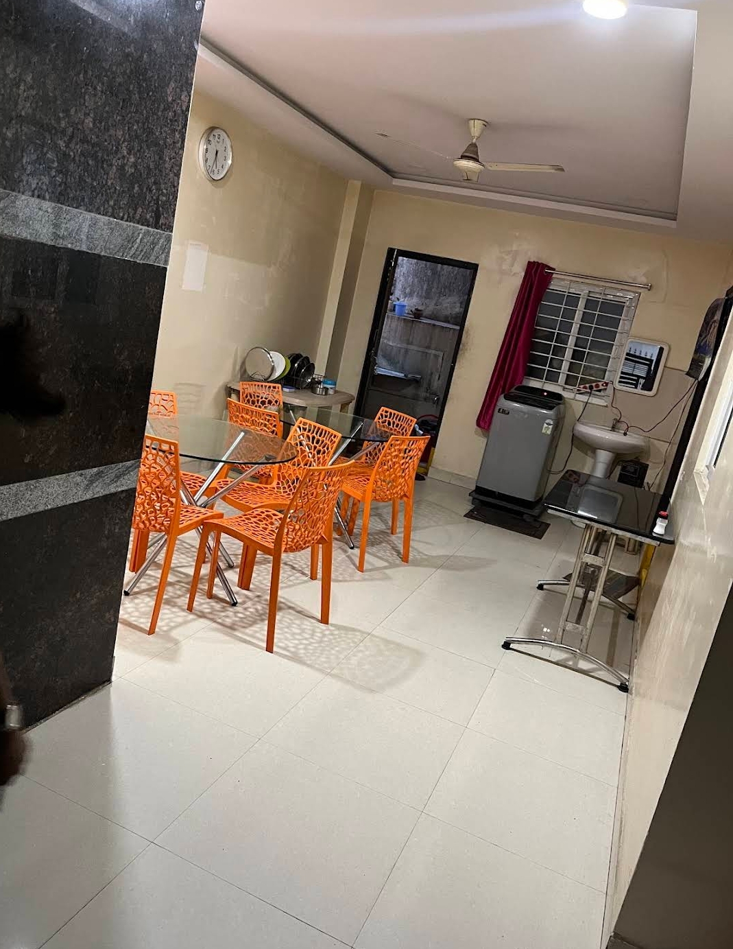 AKSHATHA luxury women's hostel — photo 3