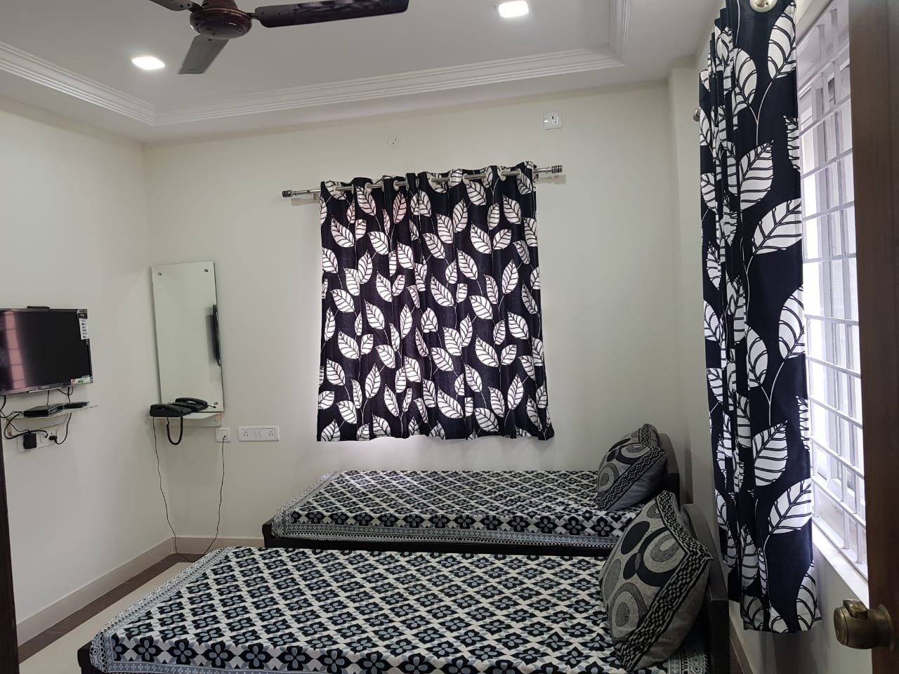 Sreya exicutive women's hostel — photo 4