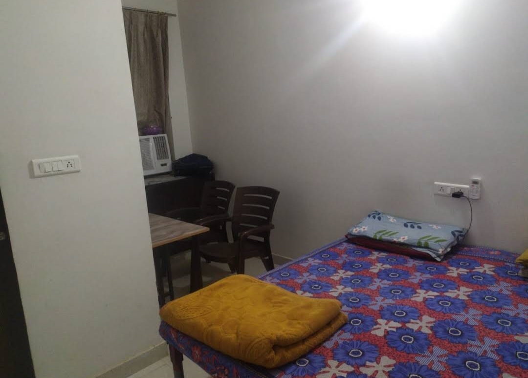 Bhambhu boys Pg — photo 4
