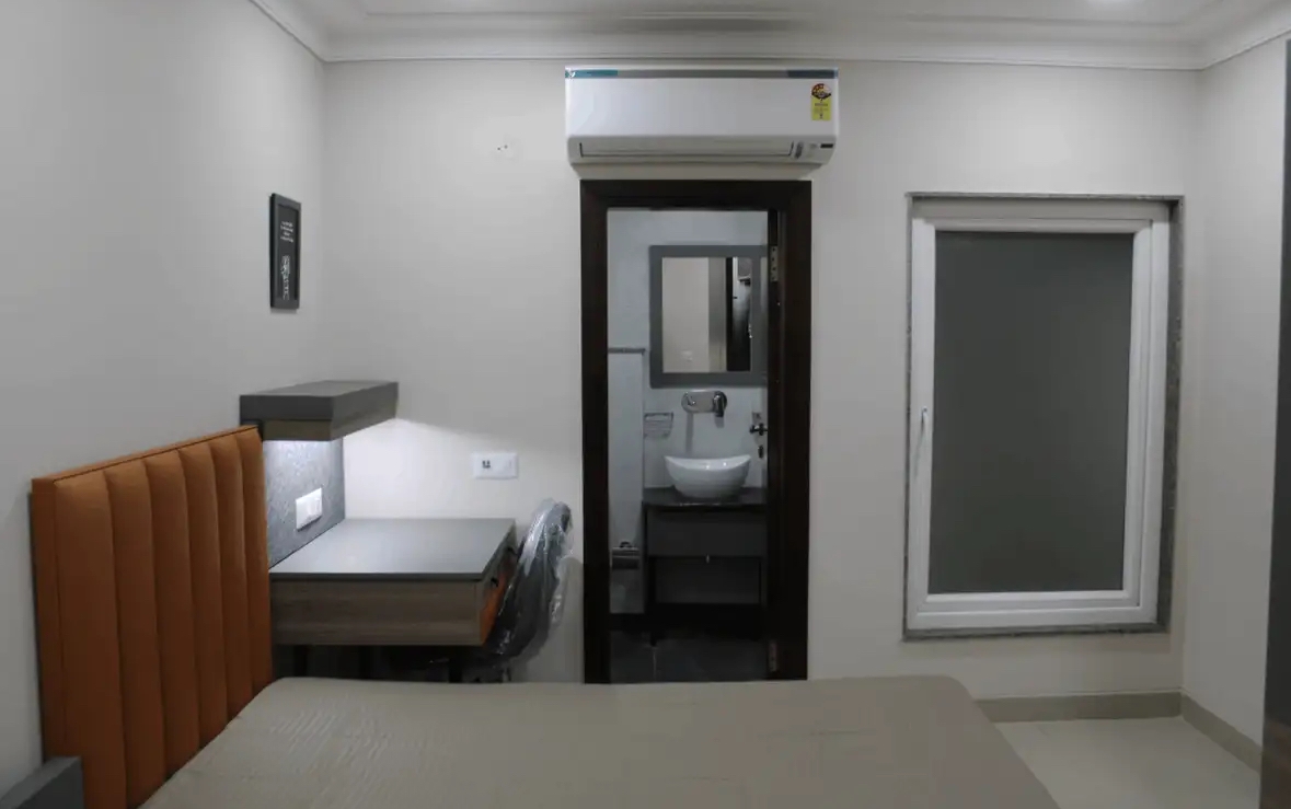 Bindra Pg Guest House — photo 1