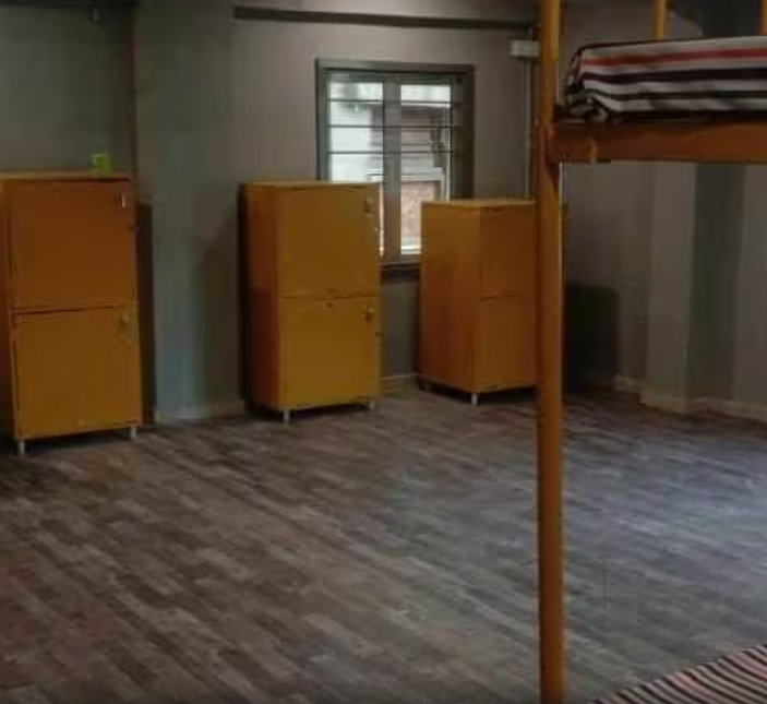 J J HOSTEL  FOR BOYS — photo 1