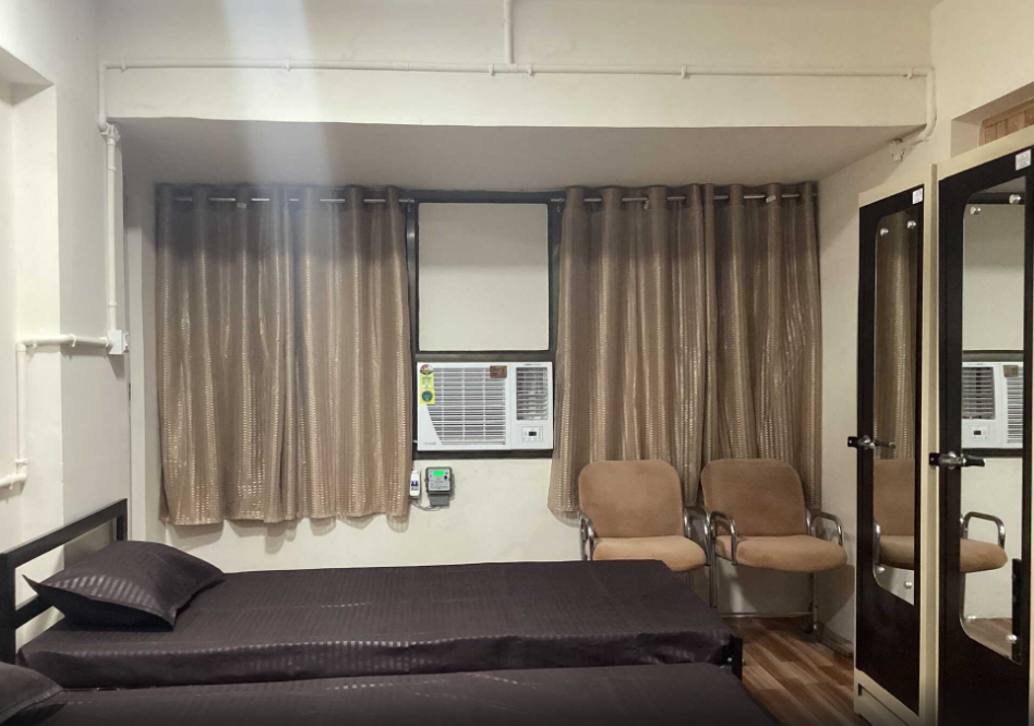 THE UPPER HOME — photo 3