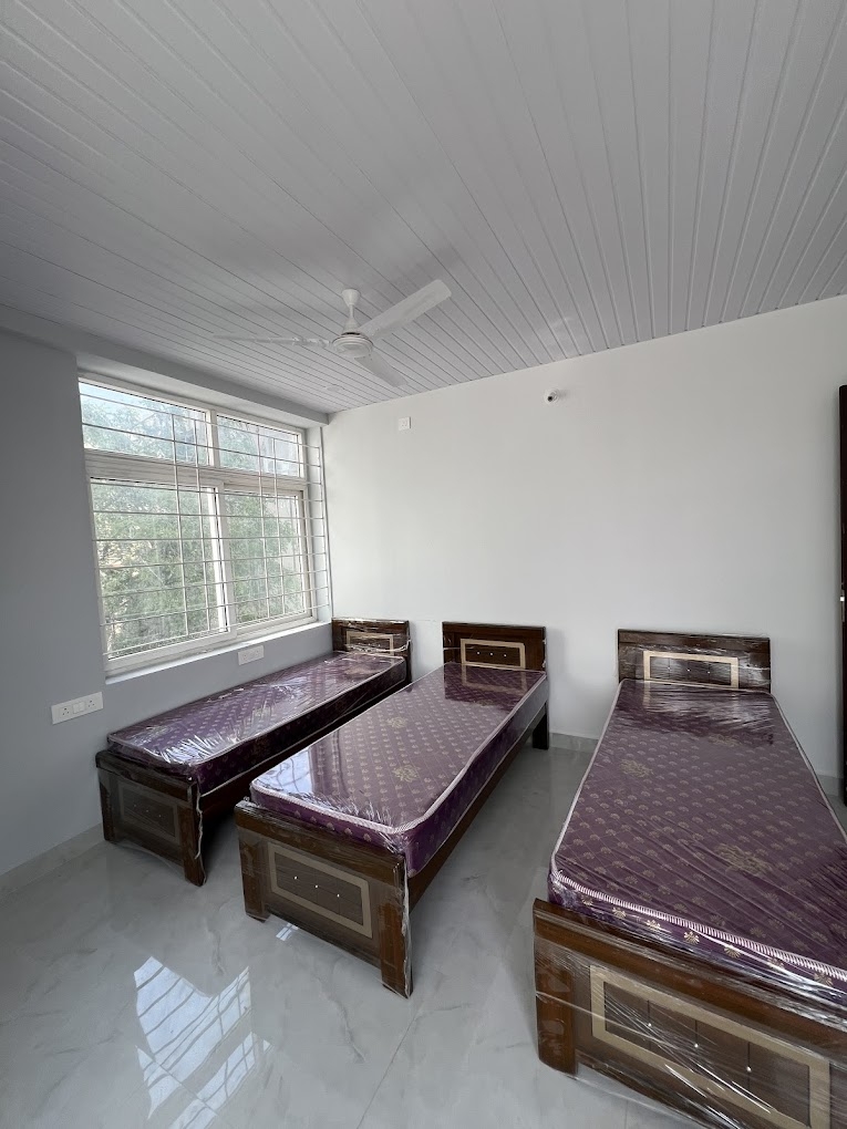 SRI LAKSHMI LUXURIOUS WOMENS PG — photo 5
