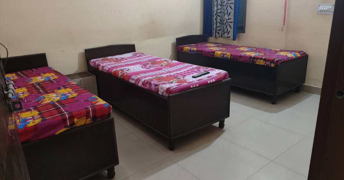 Girls Pg Geeta Bhawan — photo 1