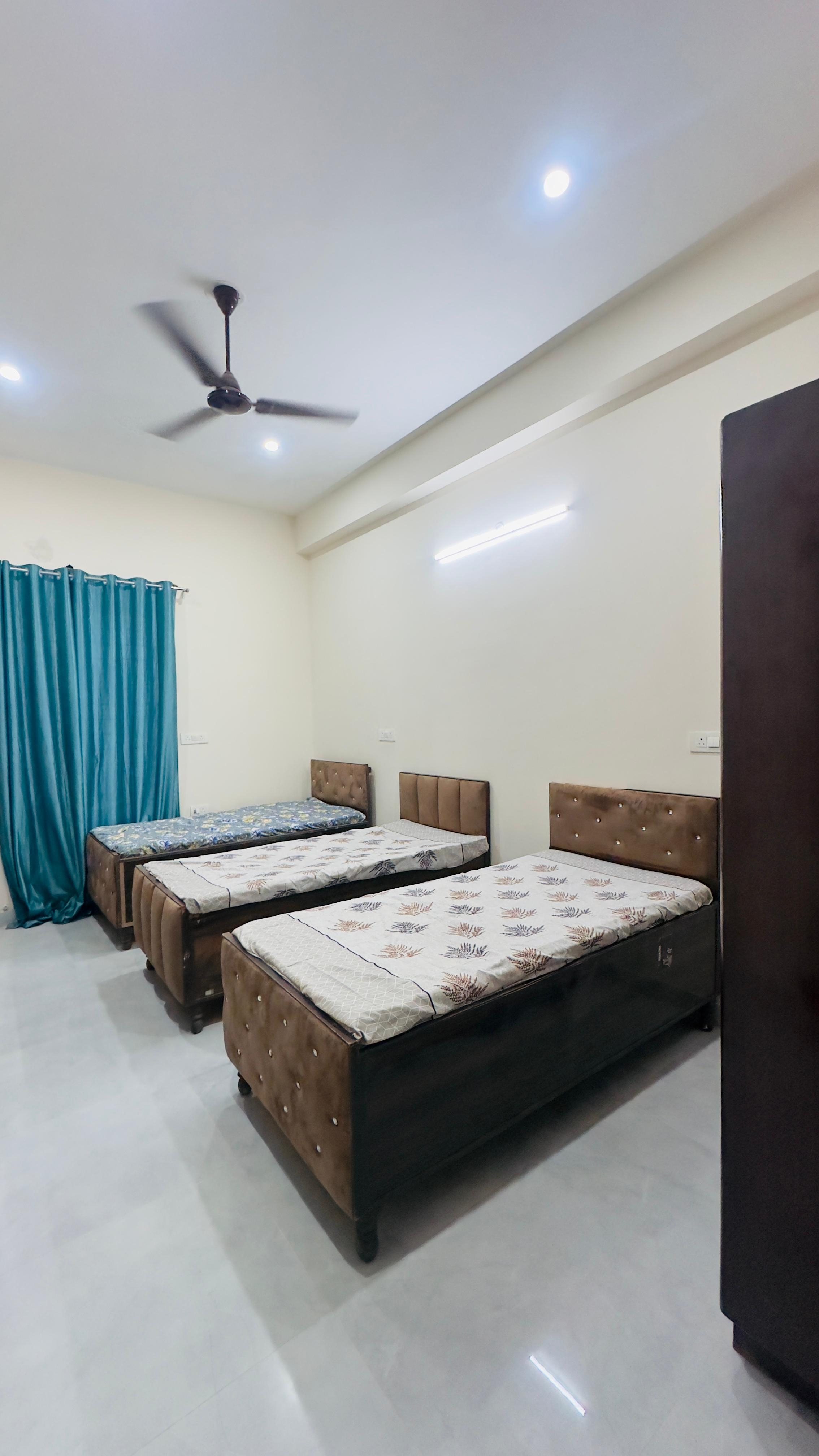 TAKSHASHILA PG — photo 4