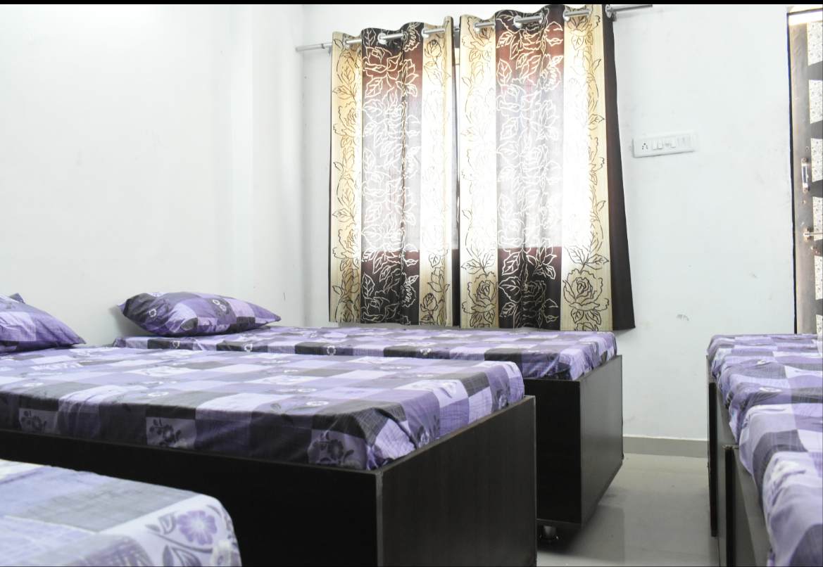 Bless pg and accommodation — photo 3