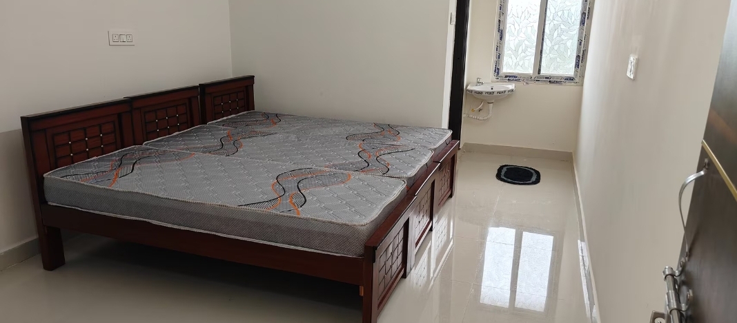 Aditya Luxury Pg Accommodation For Men S And Colive — photo 4