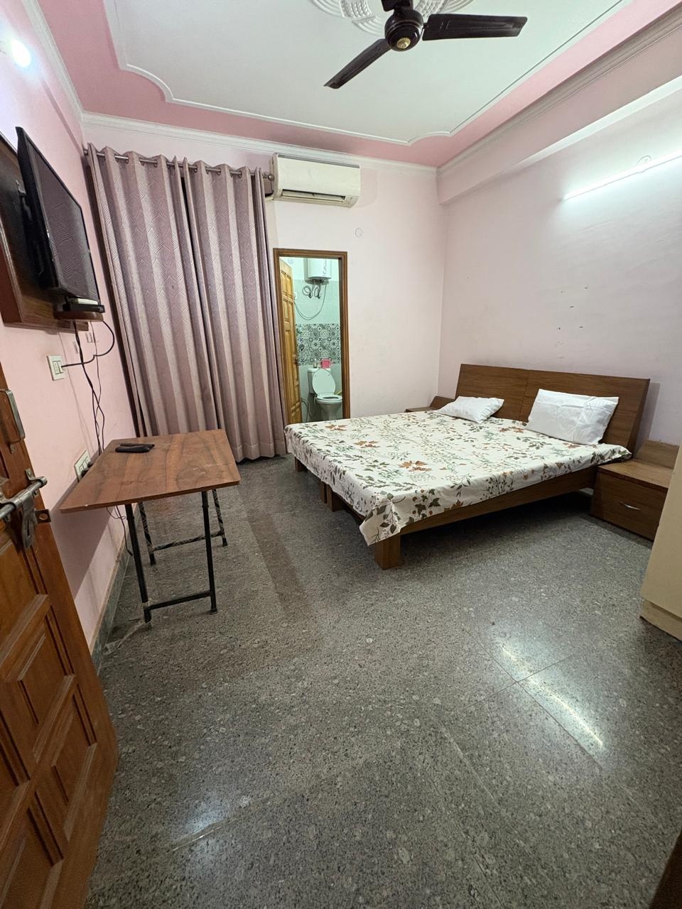 Krishna Coliv PG — photo 5