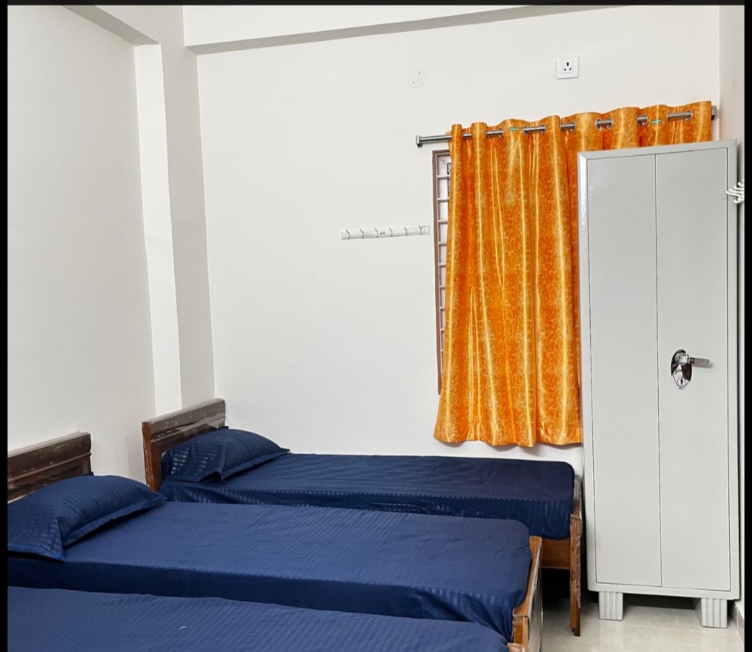 Smiley Co-living Pg For Women-Men — photo 4
