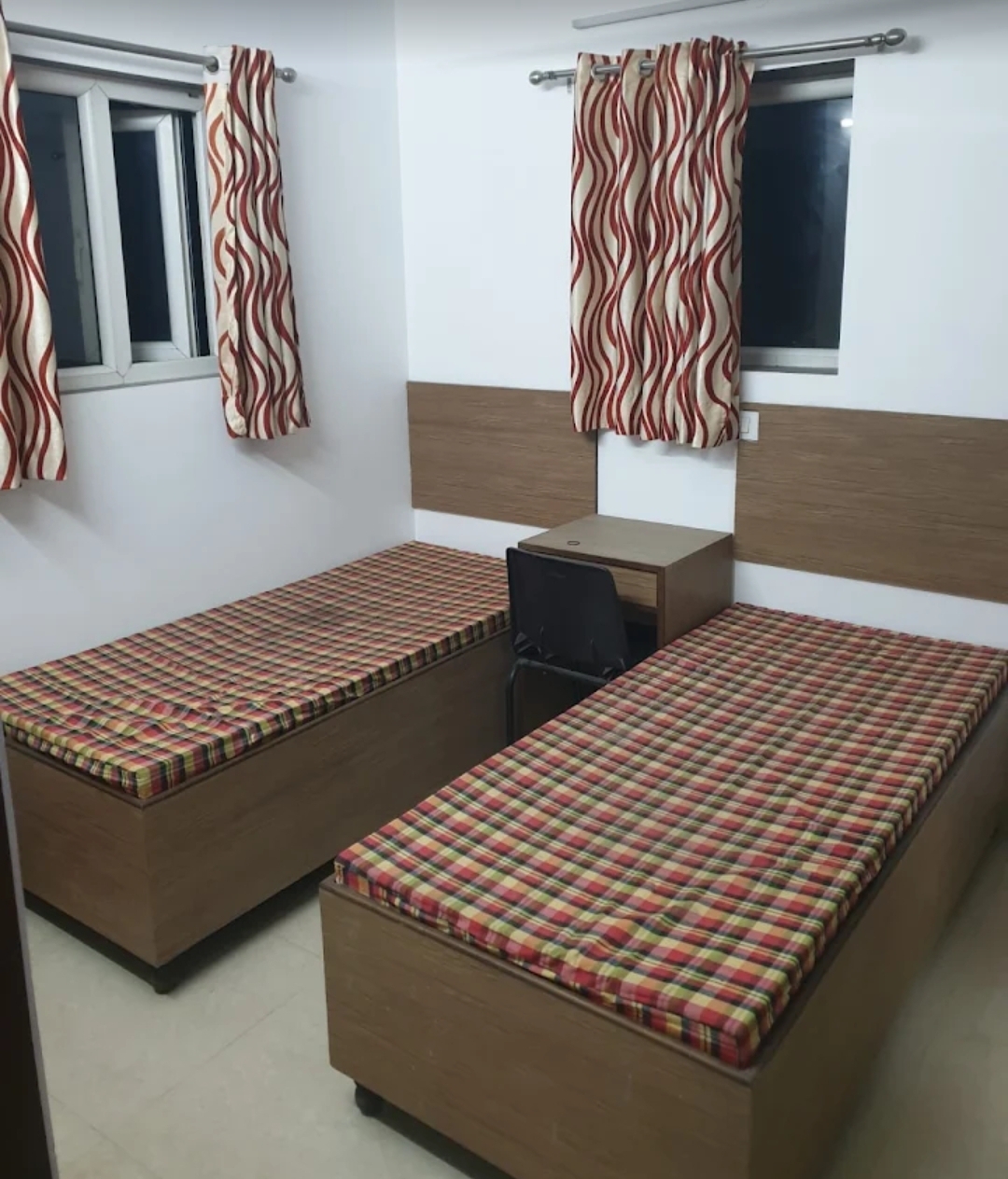 Students home pg — photo 6