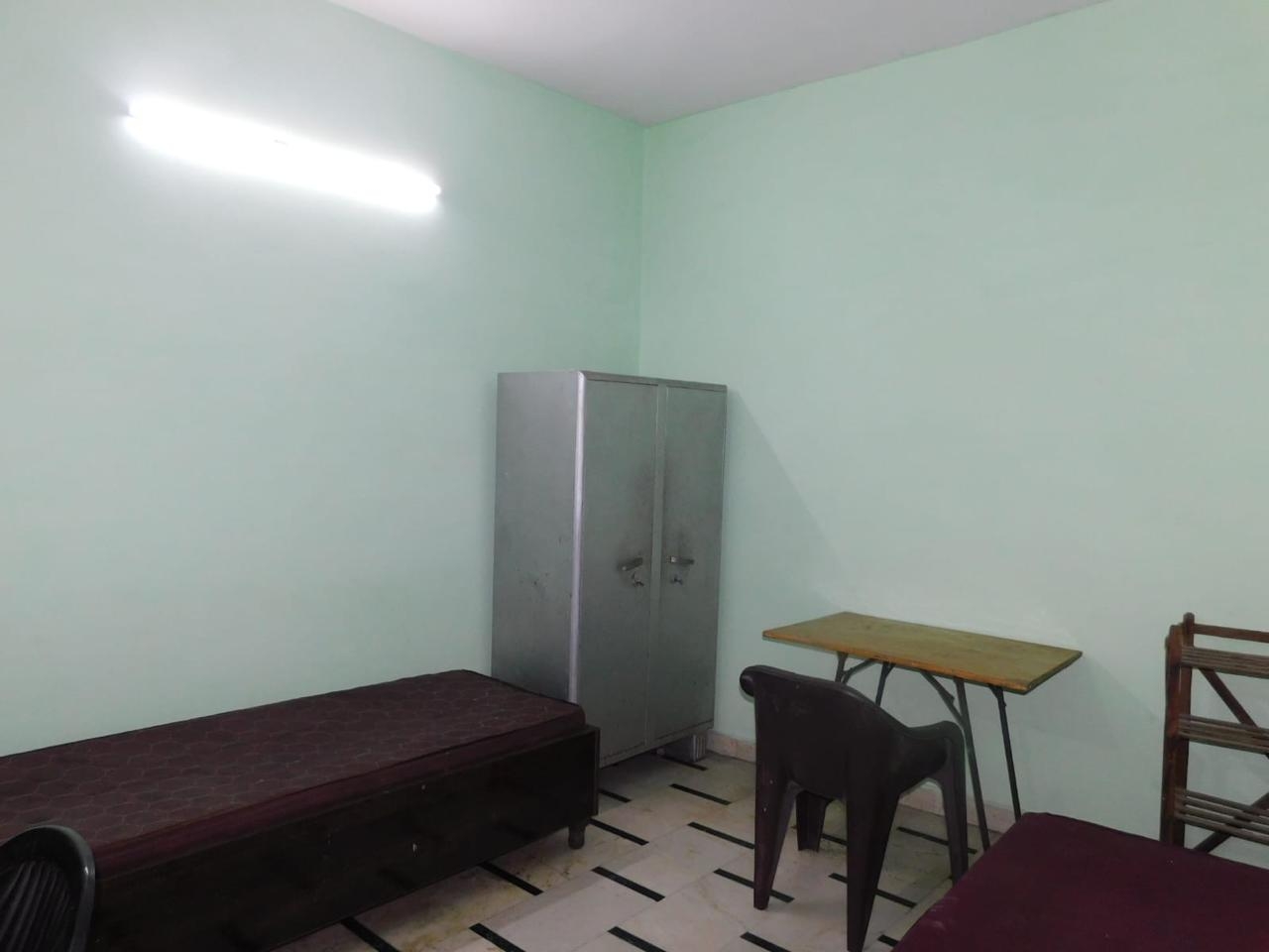 Dhawan hostel boy's — photo 2