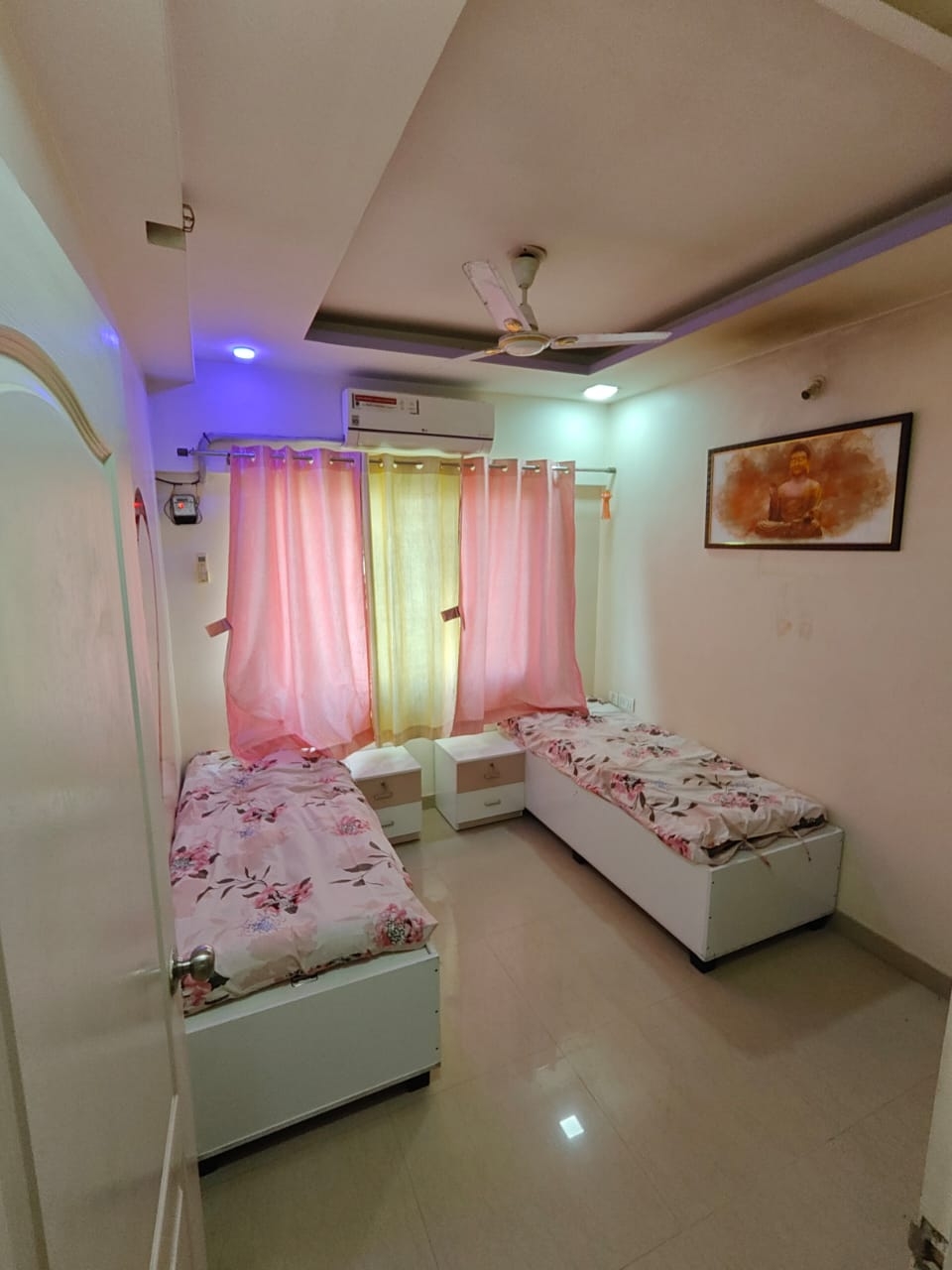 Om sai paying guest house — photo 2