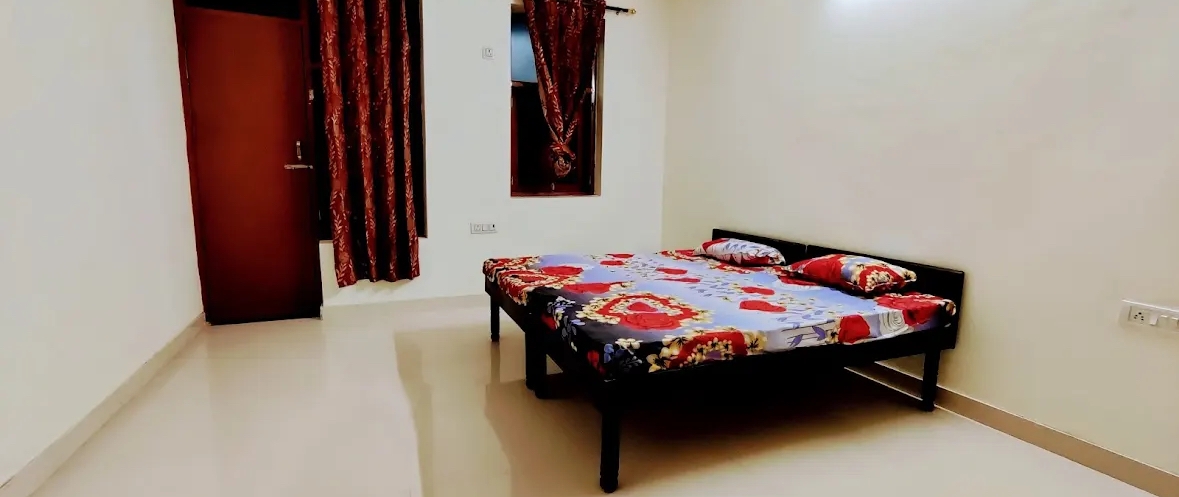 Shyam Pg For Girls and Boys — photo 2