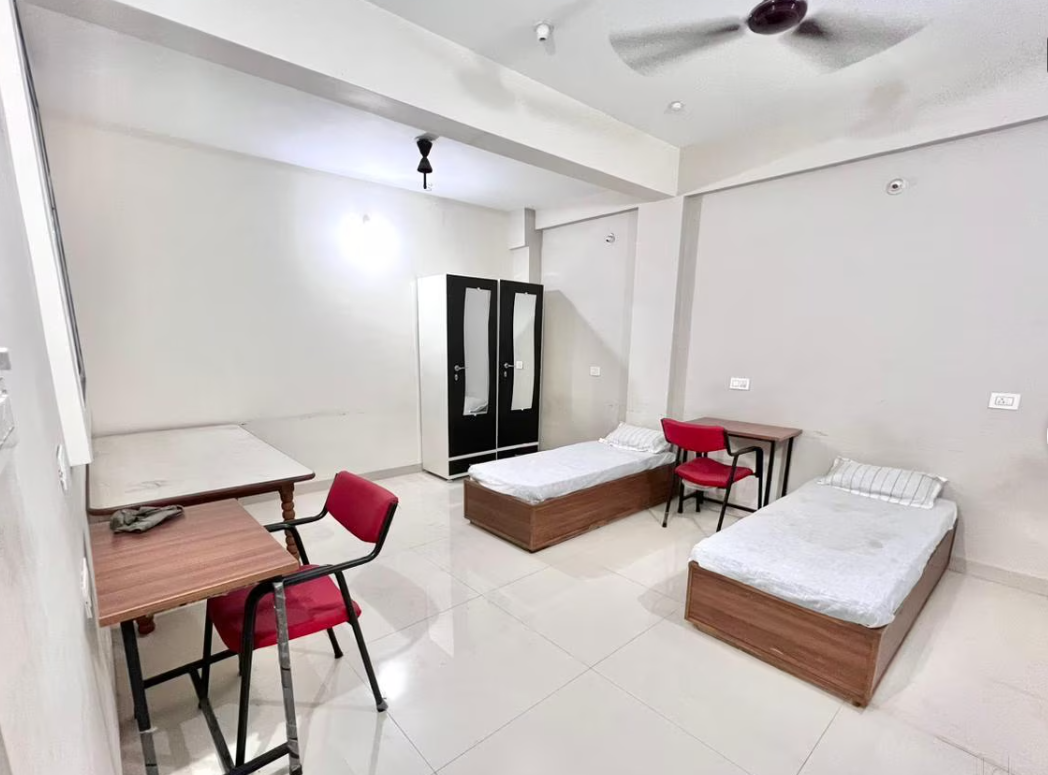 homely girls hostel — photo 4
