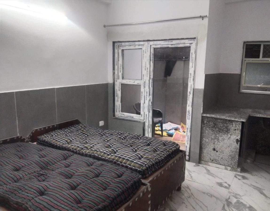 Noida prince pg — photo 2