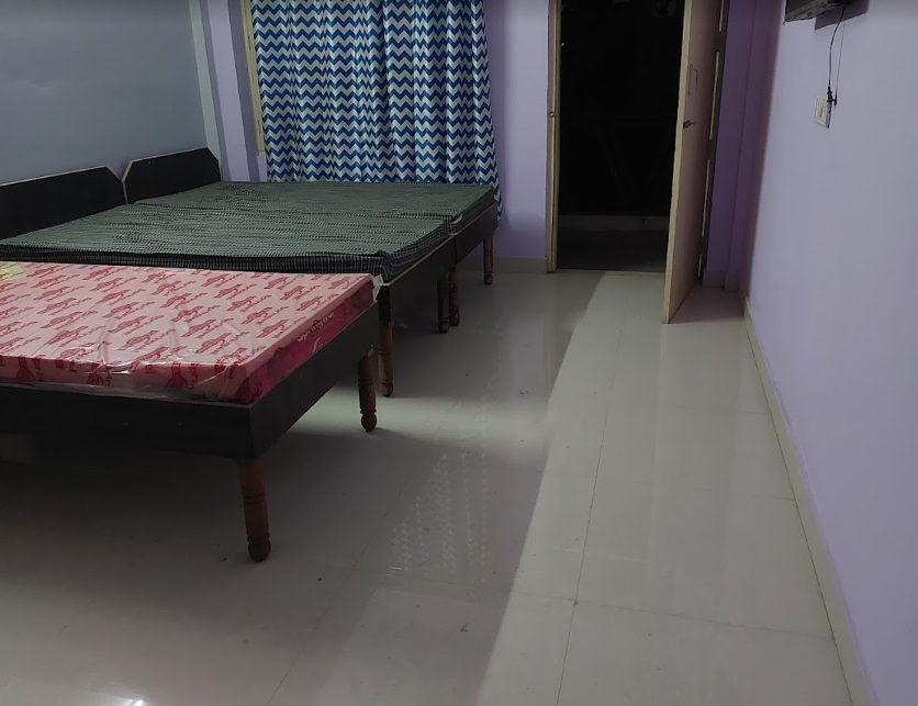KARTIK BOYS PG — photo 4
