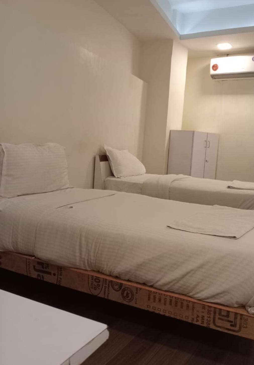 BACHELOR ZONE PG — photo 4