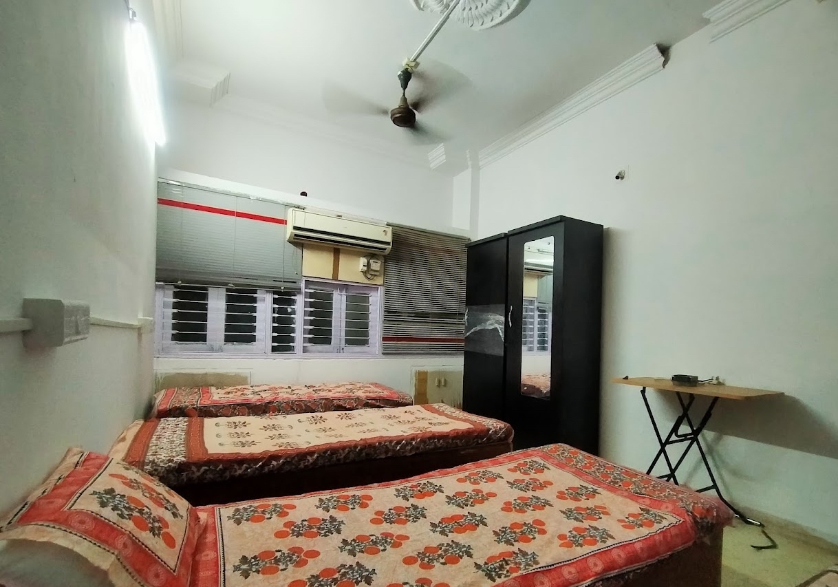 GIRIRAJ GIRLS PG — photo 4