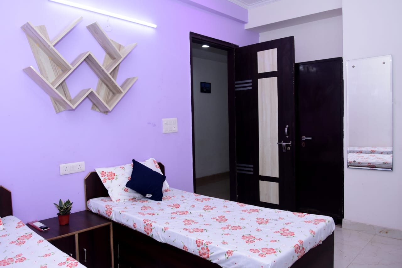 Xact Homes Pg (London Girls) — photo 2
