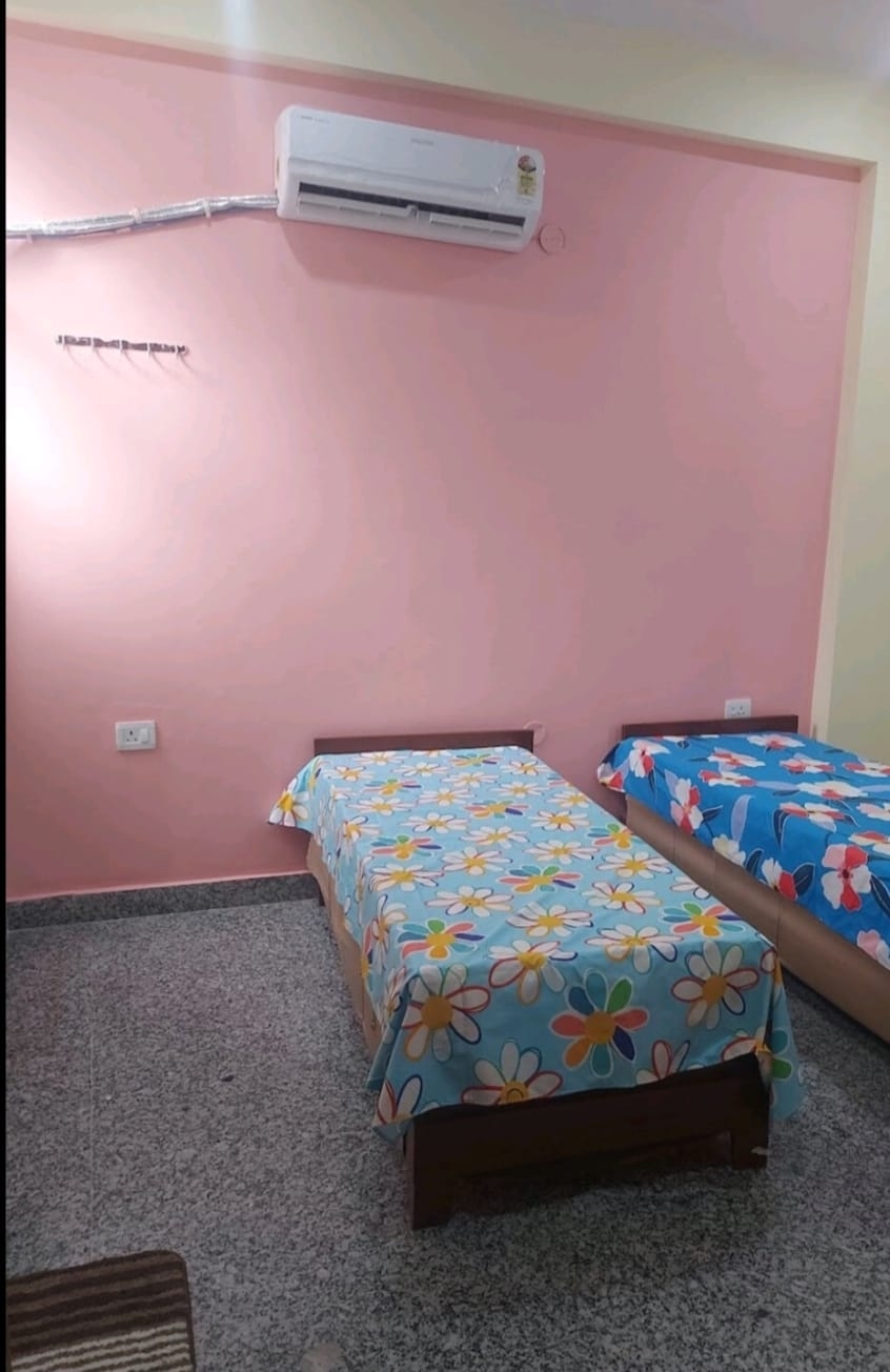 Oriana Homes Paying Guest/Hostels — photo 1