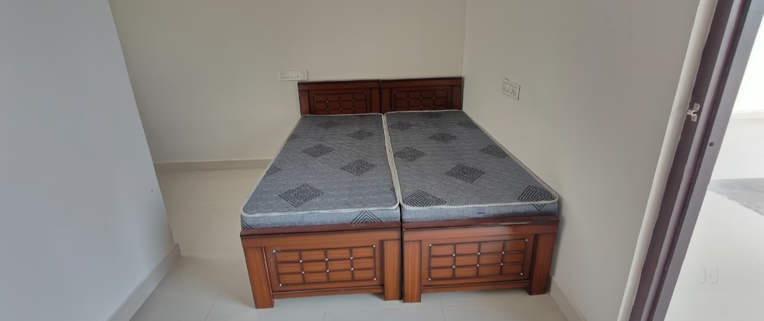 Aditya Luxury Pg Accommodation For Men S And Colive — photo 5