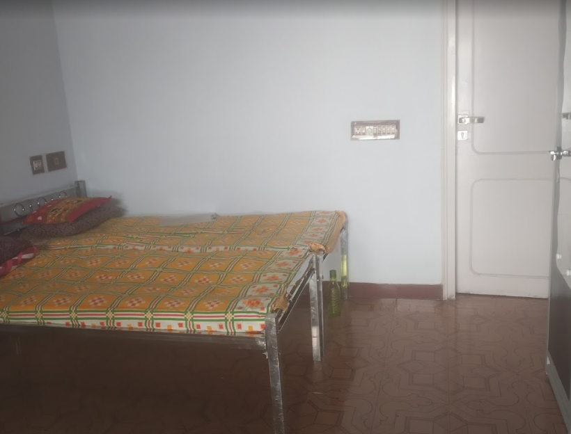 PG IN NAVRANGPURA — photo 2